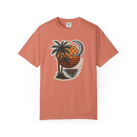 Coastal sunset T-shirt, retro palm tree and ocean wave beach design – Basic Raven Apparel